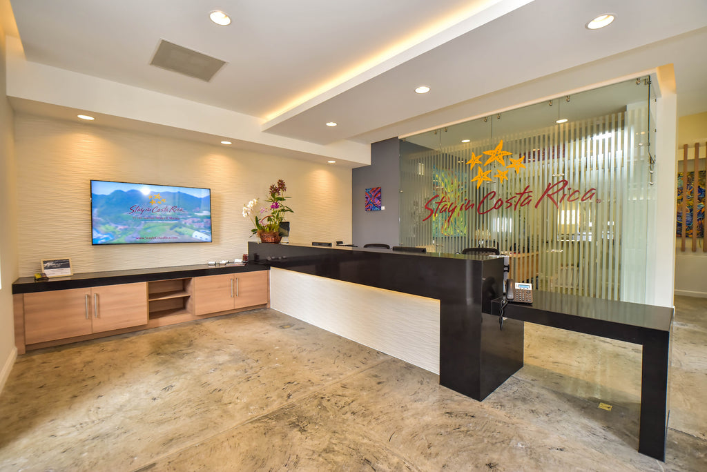 Fornt and Concierge Desk