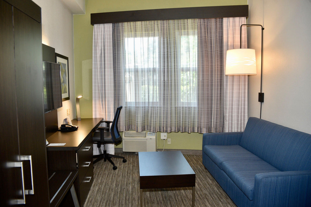 Holiday Inn Express Windsor Sonoma Wine Country