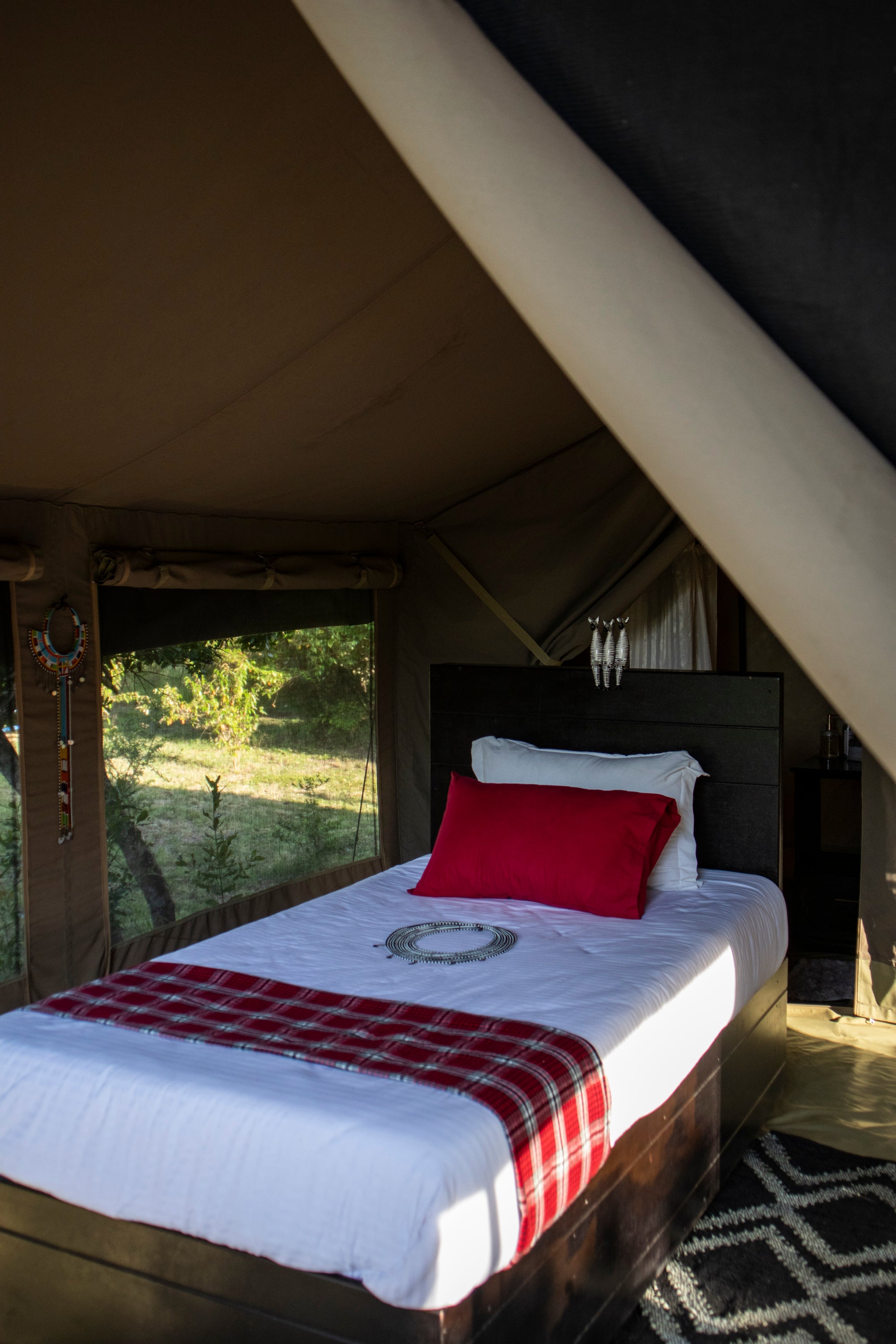 Single Tent