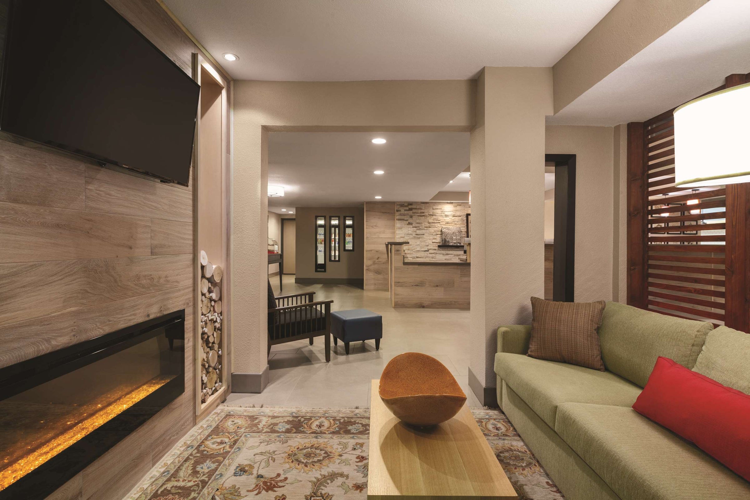 Country Inn & Suites by Radisson Bakersfield