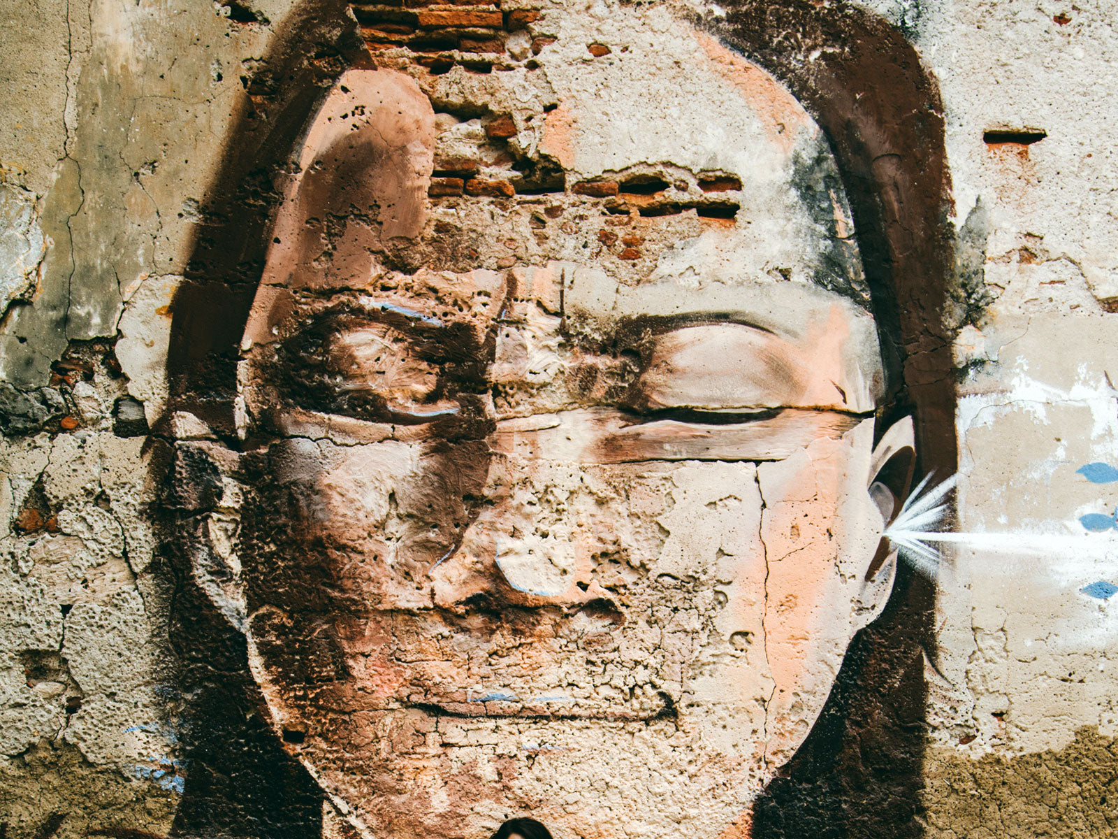 Alternative Travel Street Art & Graffiti Tour
