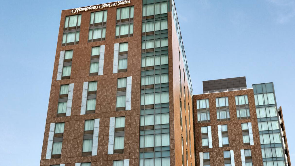 Hampton Inn & Suites Washington DC Navy Yard