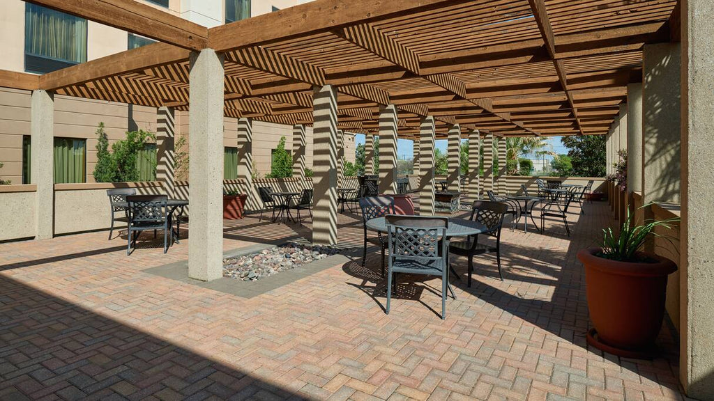 Hampton Inn & Suites Waco-South