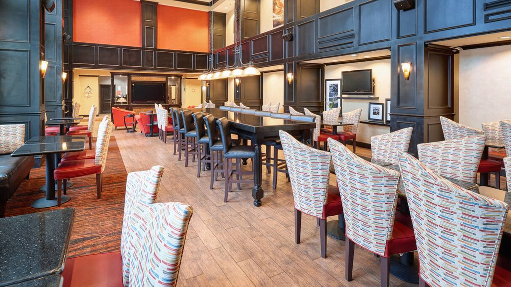 Hampton Inn & Suites Waco-South