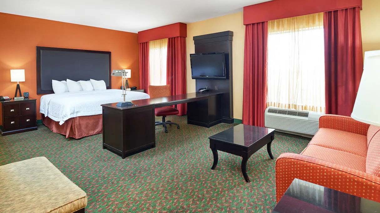 Hampton Inn & Suites Waco-South