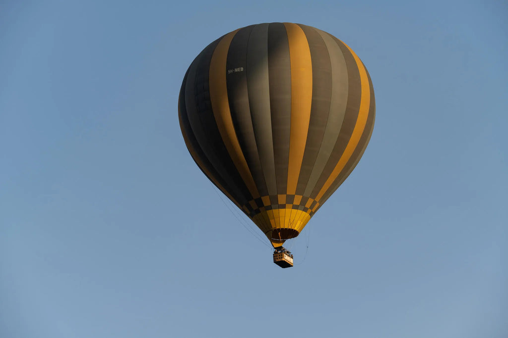 Asilia Africa - Sayari Retreat - Hot air baloon safari at Retreats at Sayari, Northern Serengeti, Tanzania.