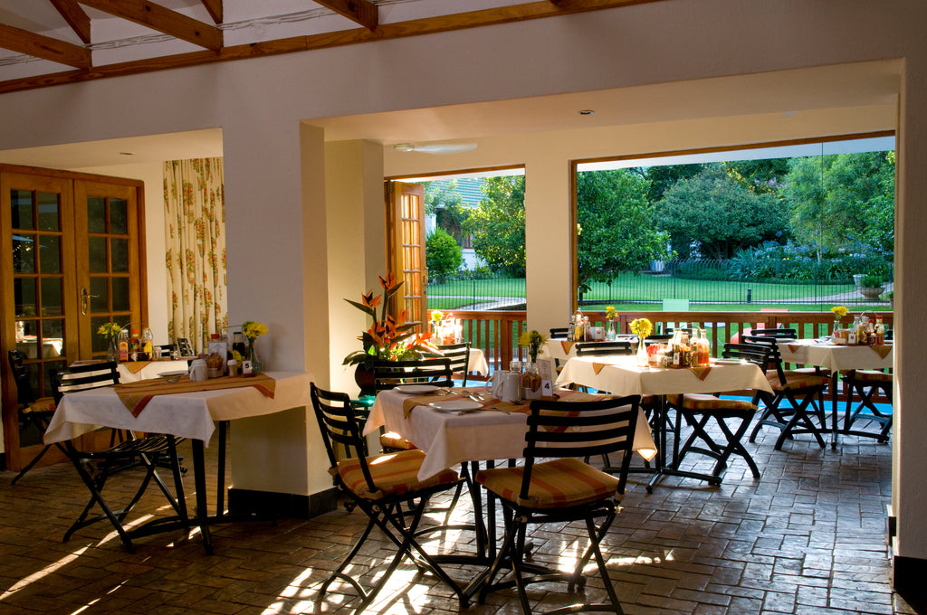 Dining Room overlooking pool
