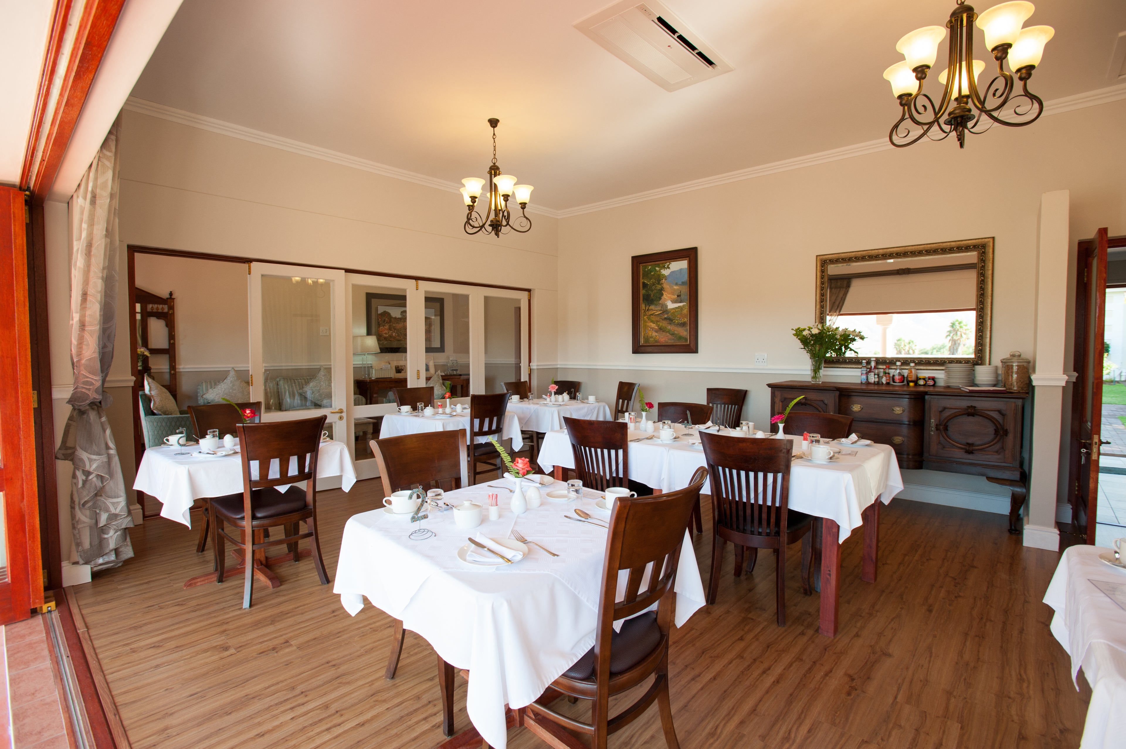 Guest Breakfast Room