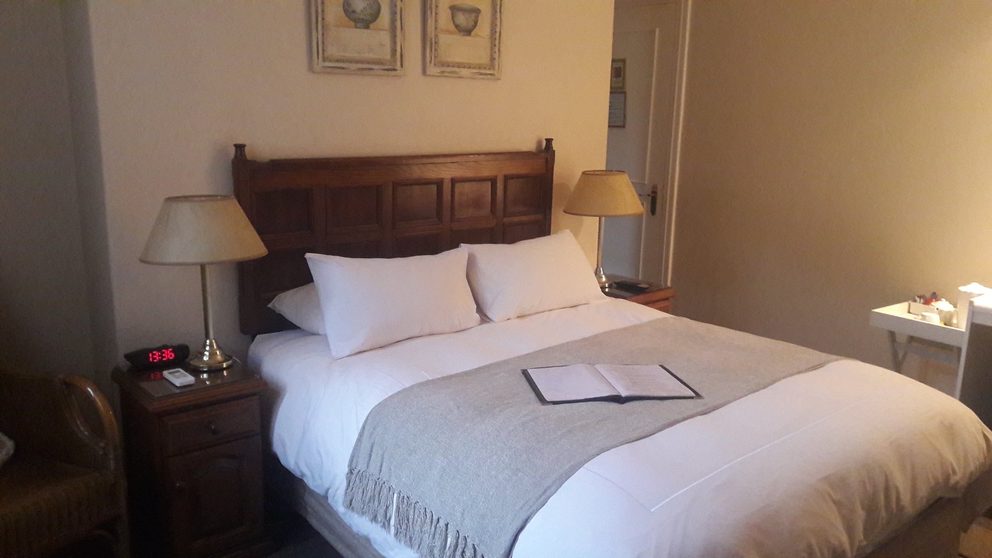 Ridgeview Lodge - Bed & Breakfast