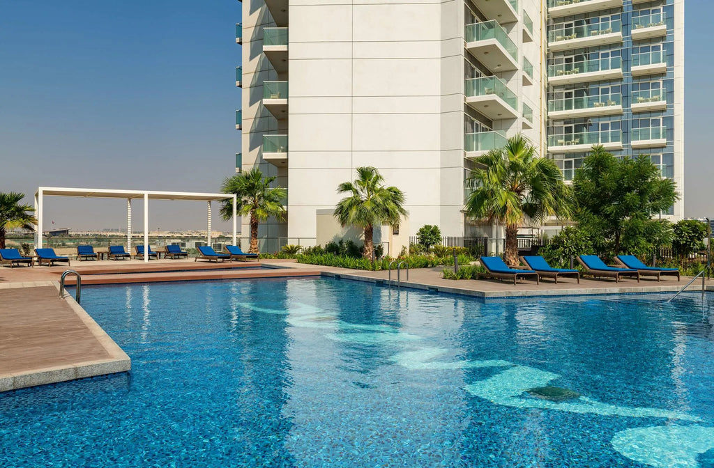 Radisson Hotel Dubai DAMAC Hills, Dubai, United Arab Emirates gallery image 2.