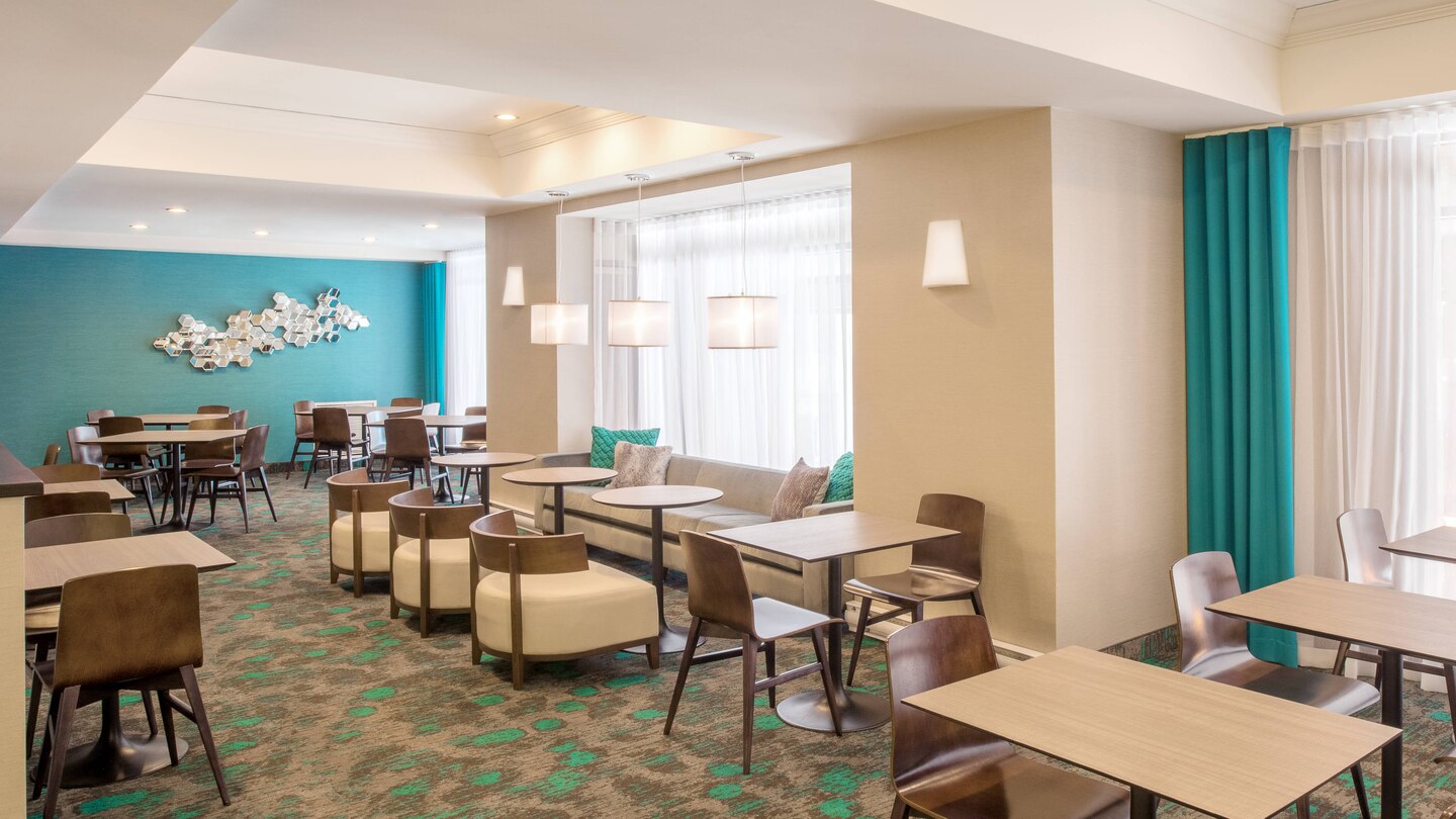 SpringHill Suites Old Montreal