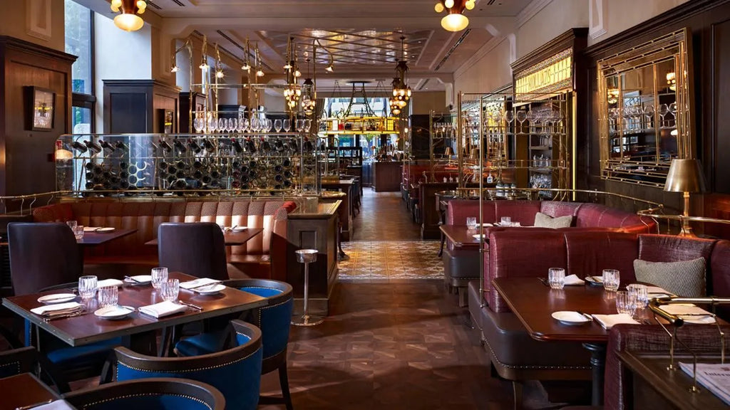 Four Seasons Hotel Gresham Palace, Budapest, Hungary gallery image 4.