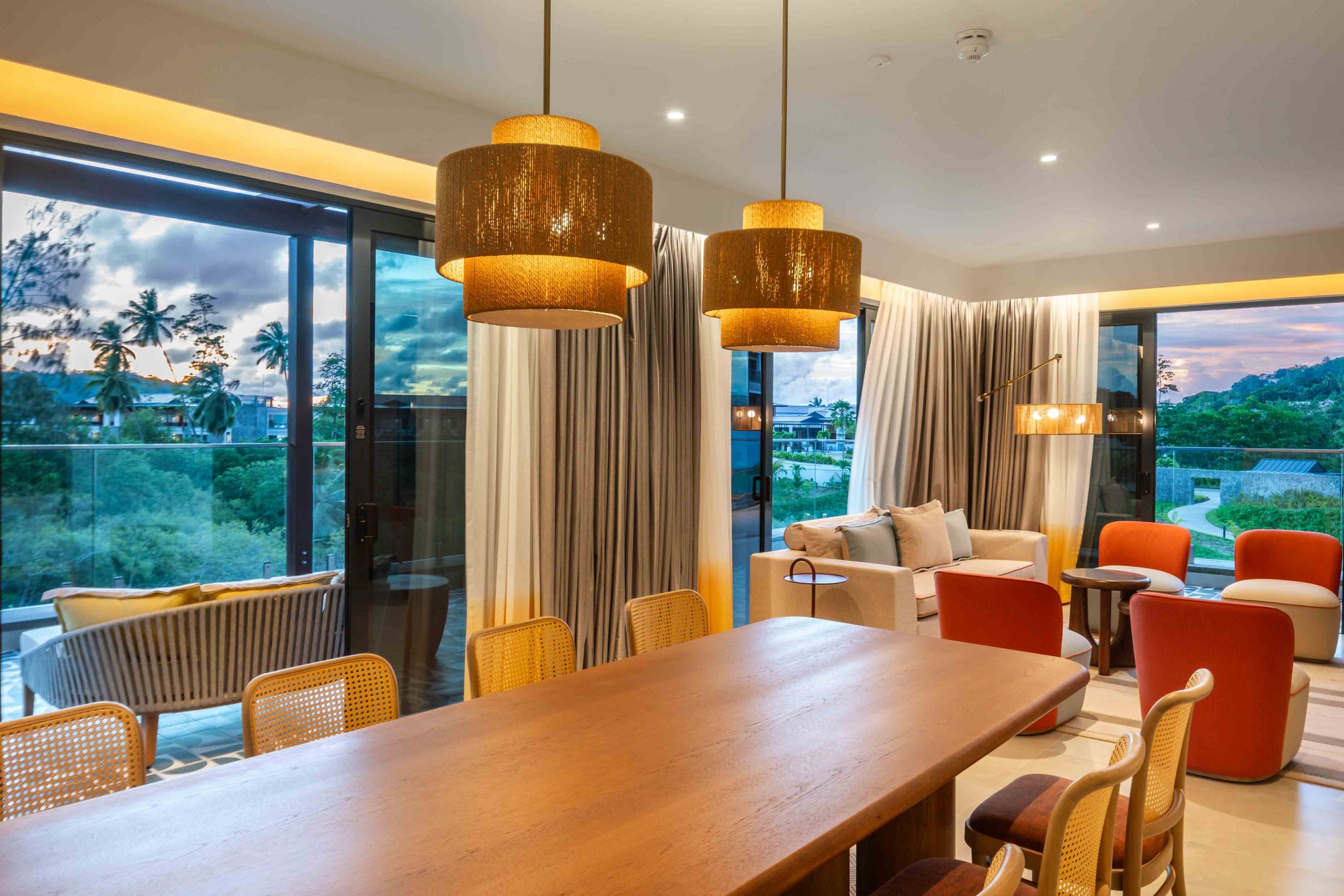 Three Bedroom Apartment with Nature View