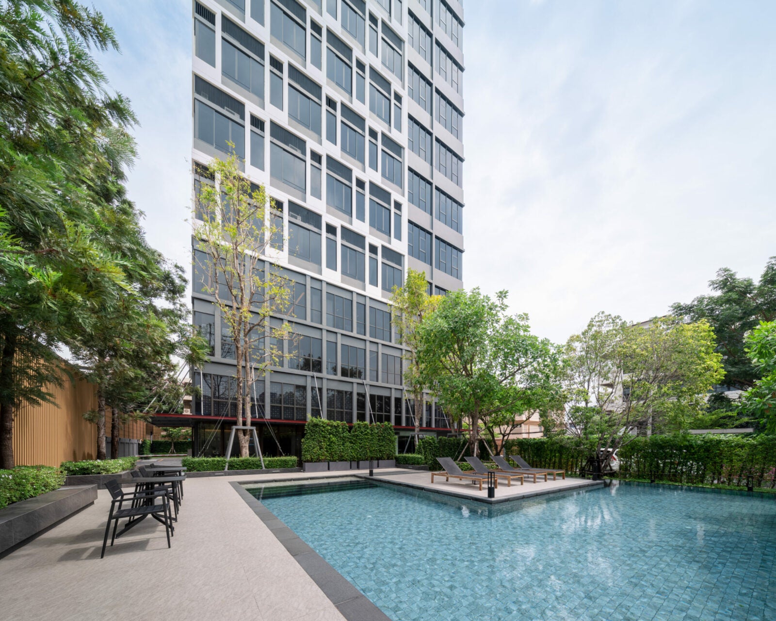Ramada by Wyndham Bangkok Sukhumvit 87