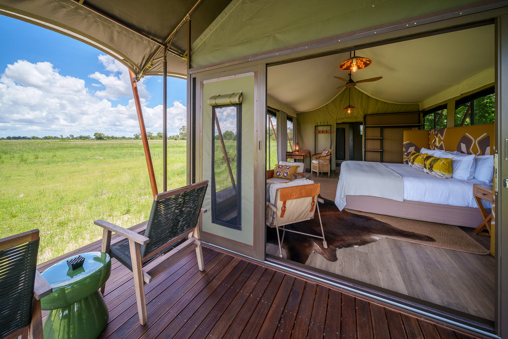 Karangoma - camp (room interior)