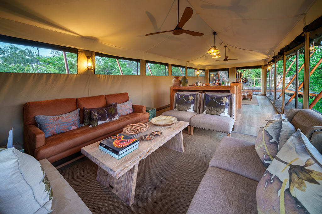 Karangoma - camp (lounge & bar)