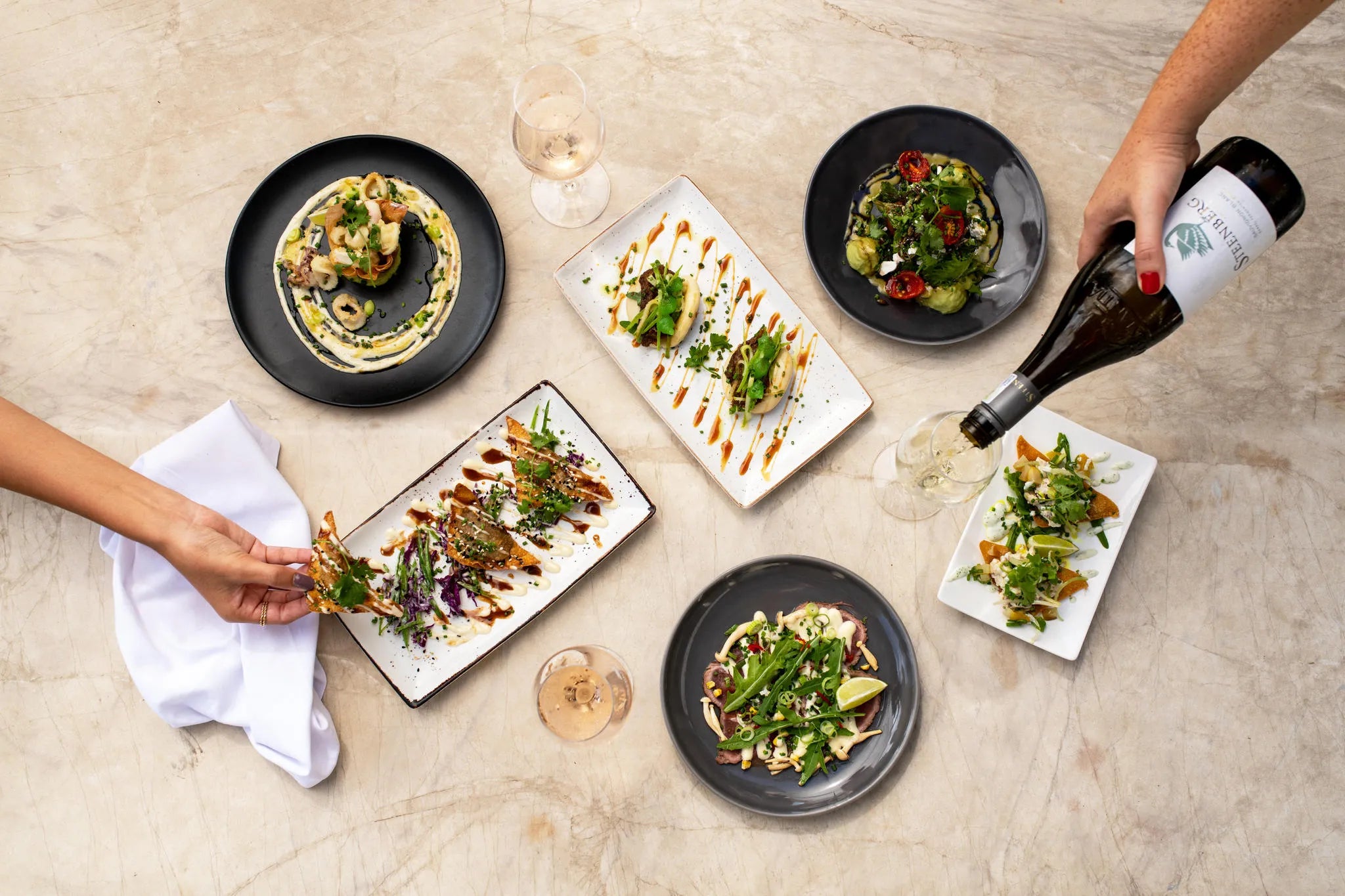 Bistro Sixteen82