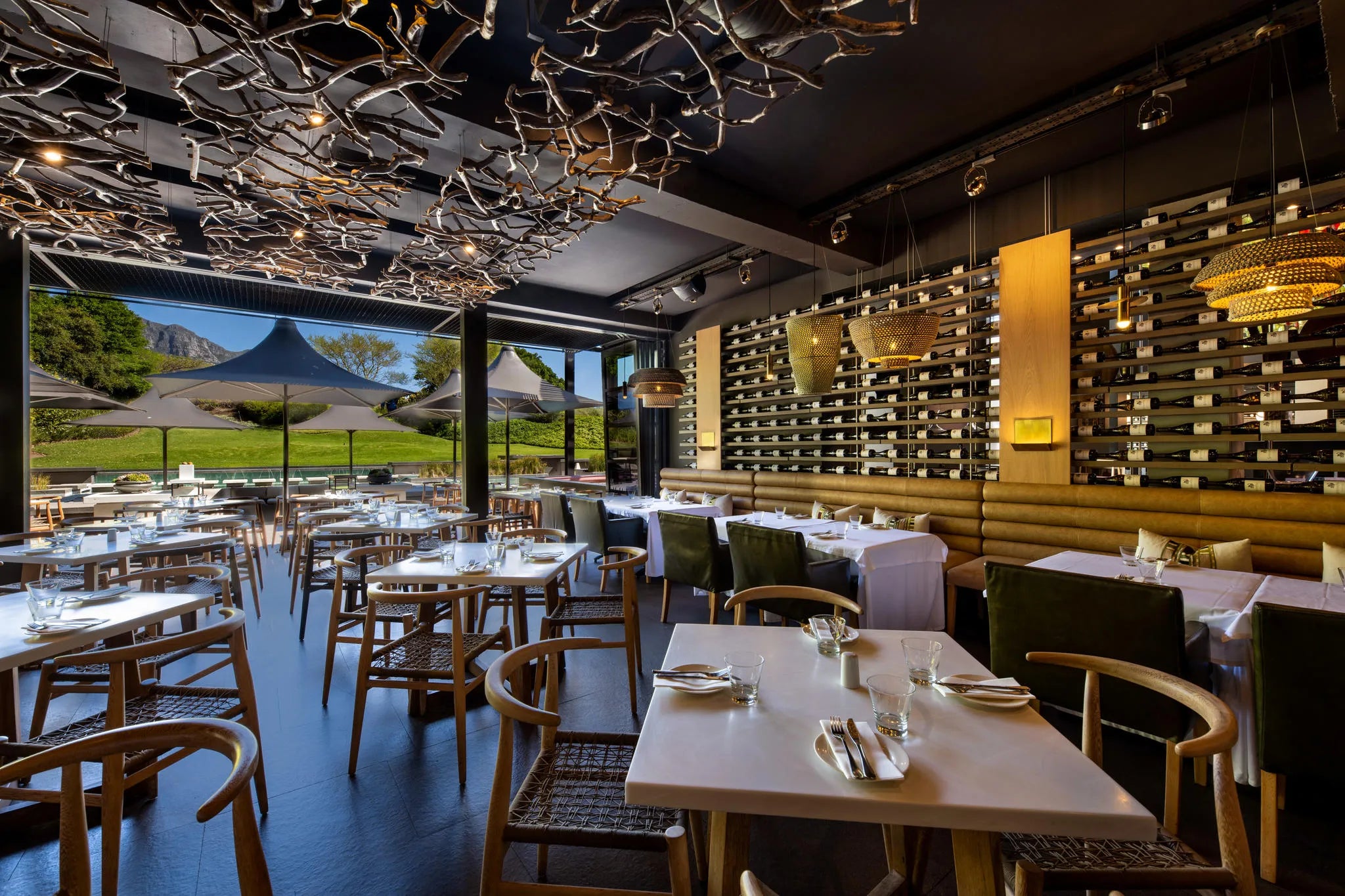 Bistro Sixteen82
