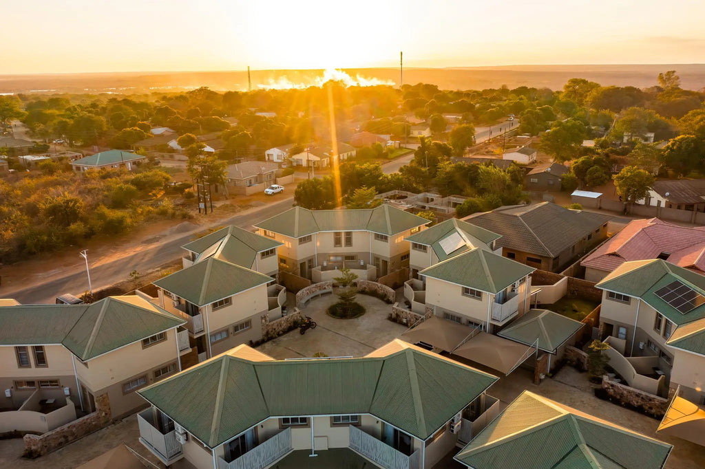 Miombo Mews Holiday Apartments, Victoria Falls (Zimbabwe), Zimbabwe gallery image 12.