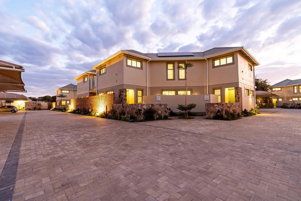Miombo Mews Holiday Apartments, Victoria Falls (Zimbabwe), Zimbabwe gallery image 15.