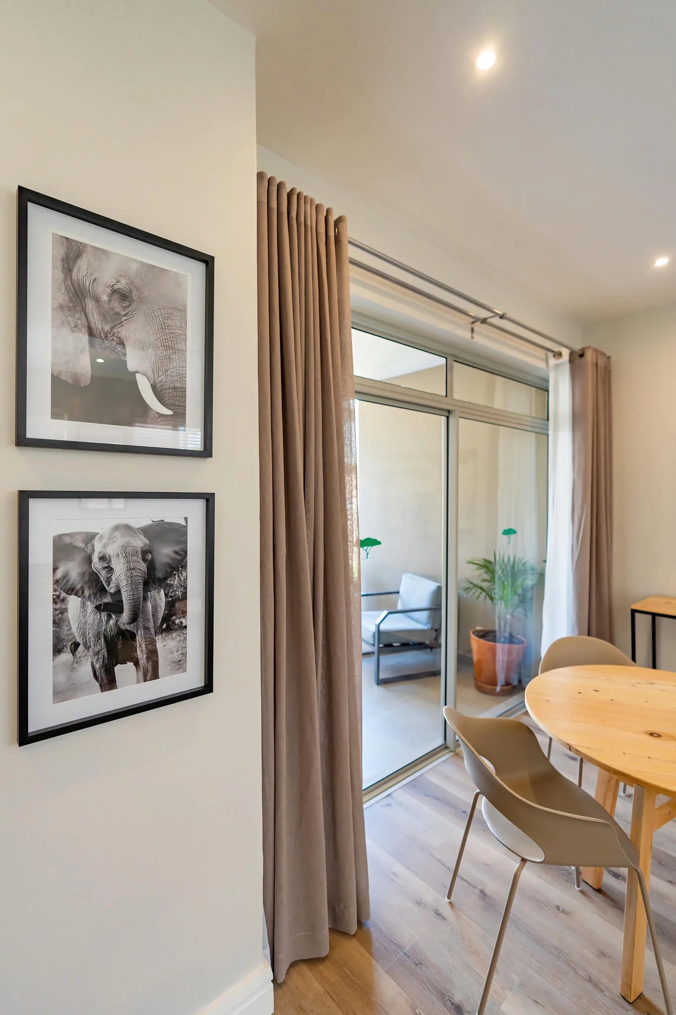 Miombo Mews Holiday Apartments, Victoria Falls (Zimbabwe), Zimbabwe gallery image 18.