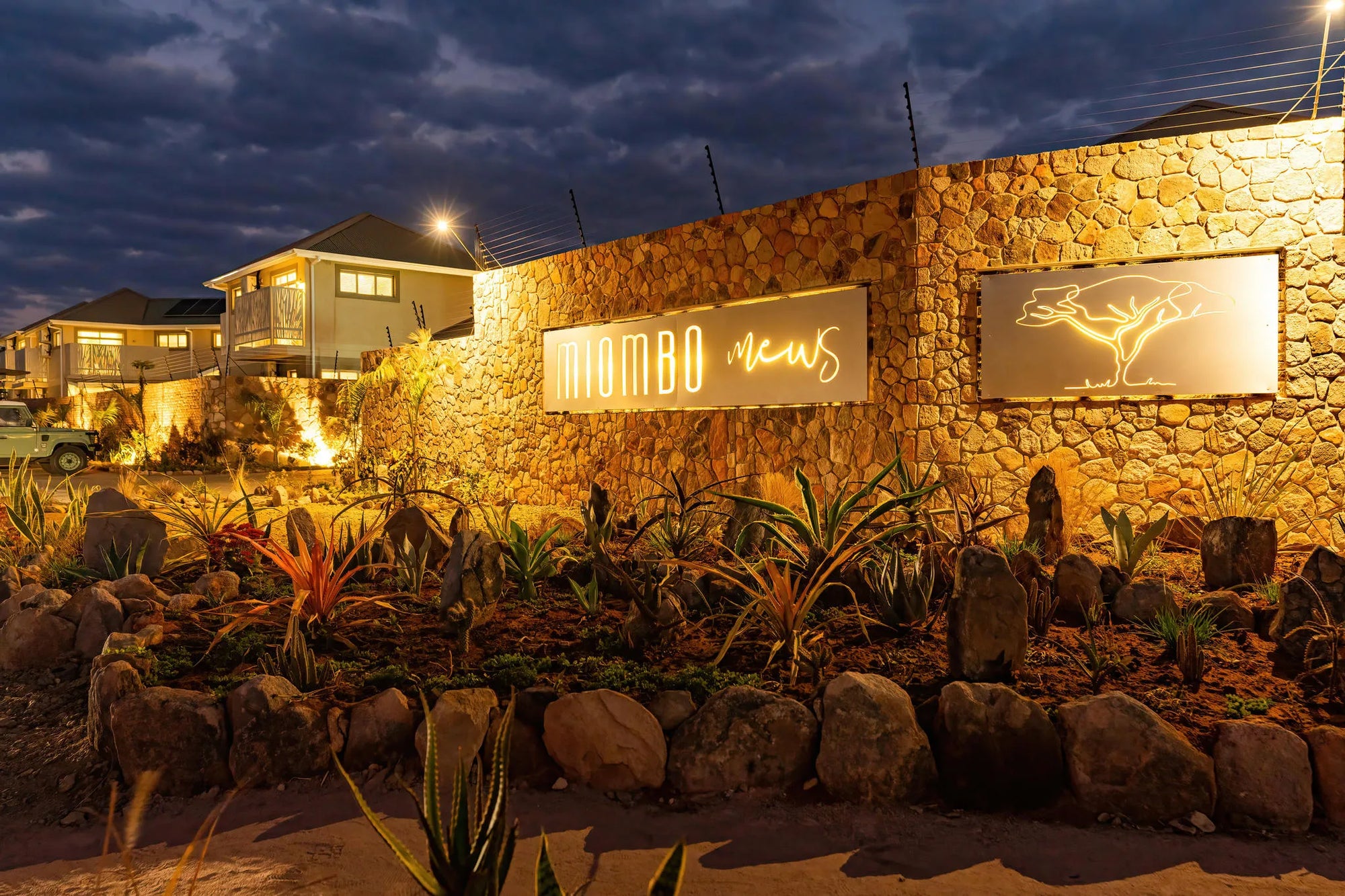 Miombo Mews Holiday Apartments, Victoria Falls (Zimbabwe), Zimbabwe gallery image 19.