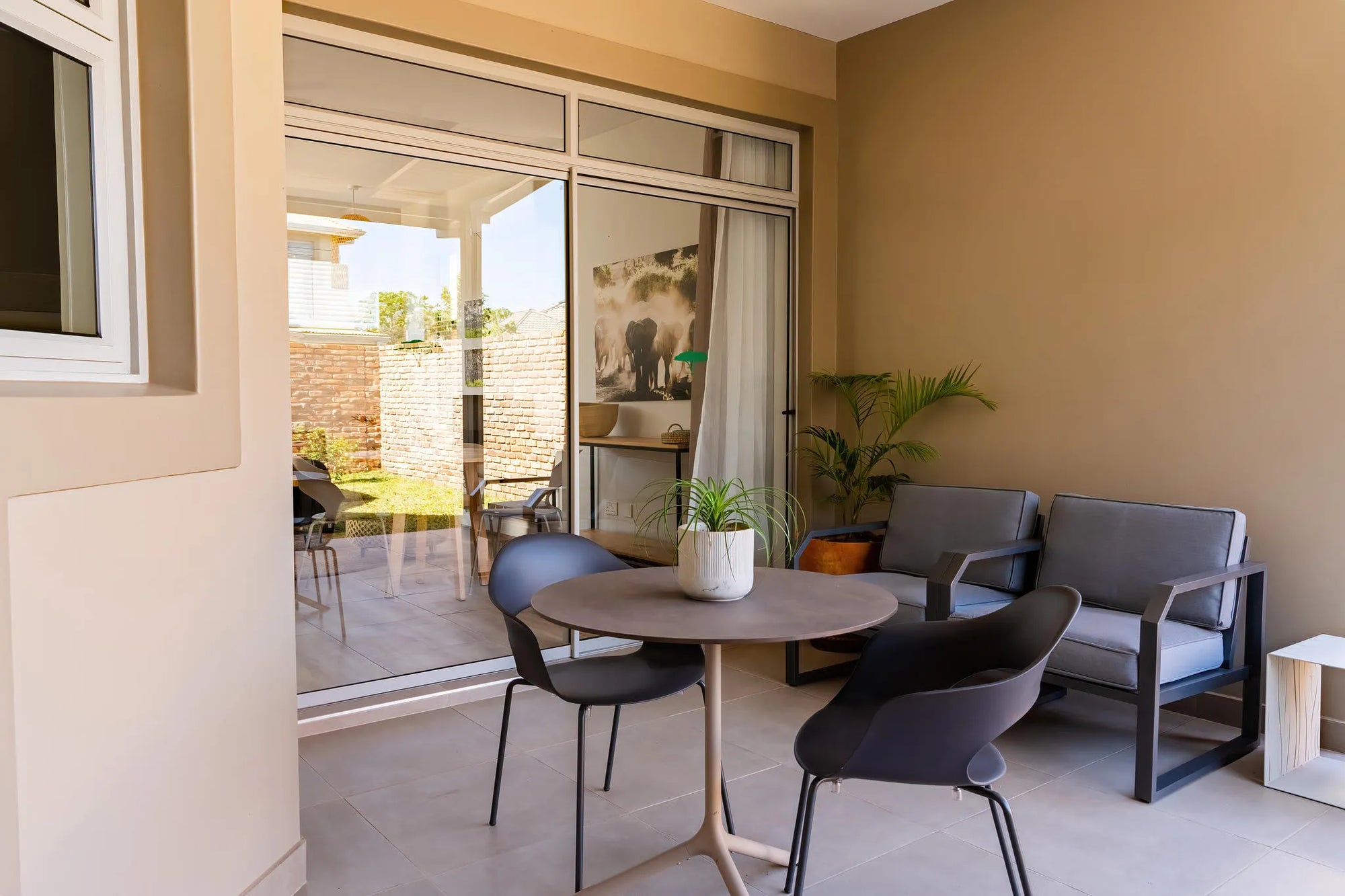Miombo Mews Holiday Apartments, Victoria Falls (Zimbabwe), Zimbabwe gallery image 37.