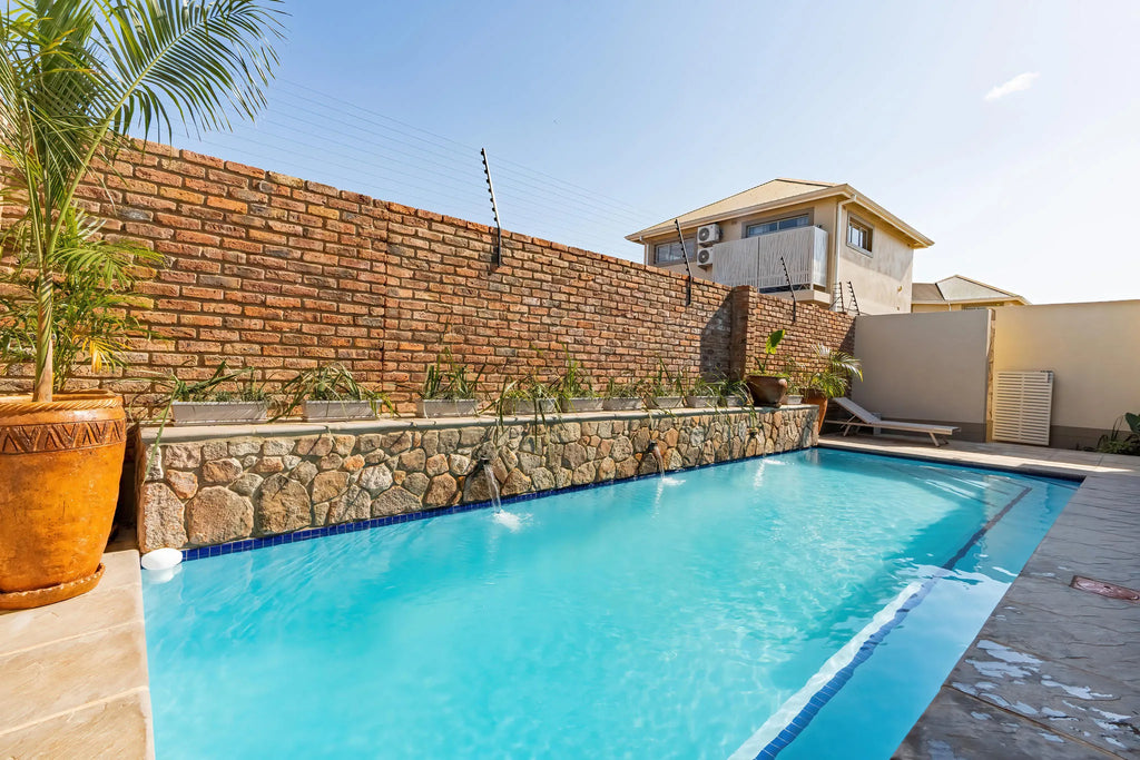 Miombo Mews Holiday Apartments, Victoria Falls (Zimbabwe), Zimbabwe gallery image 40.