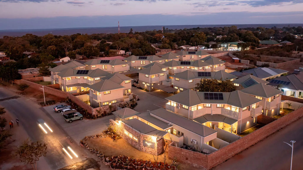 Miombo Mews Holiday Apartments, Victoria Falls (Zimbabwe), Zimbabwe gallery image 2.