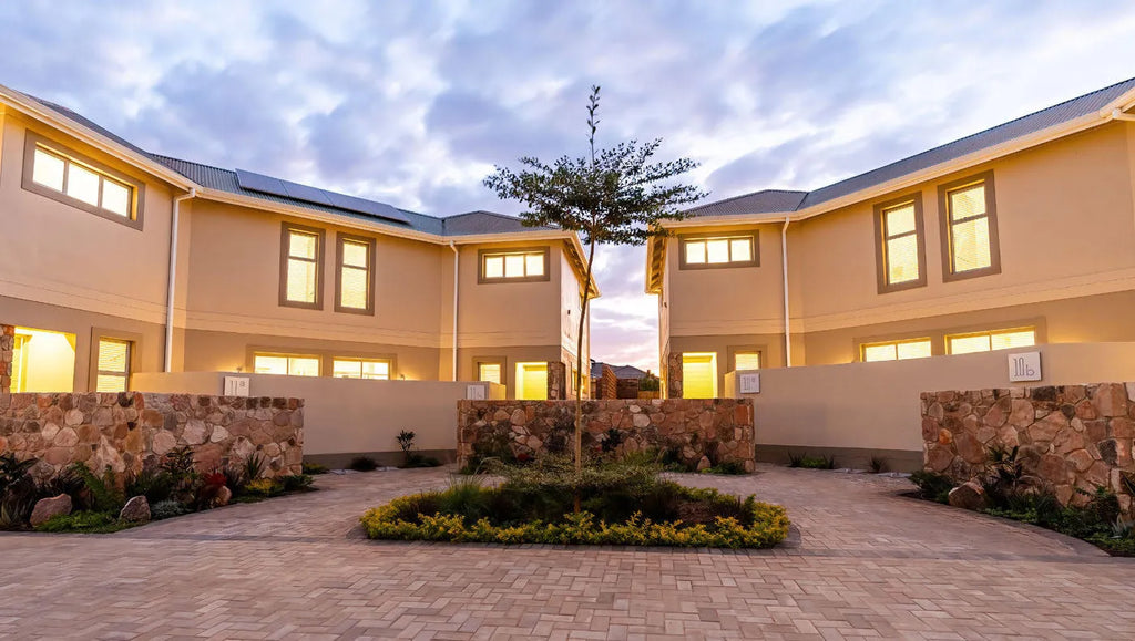 Miombo Mews Holiday Apartments, Victoria Falls (Zimbabwe), Zimbabwe gallery image 3.