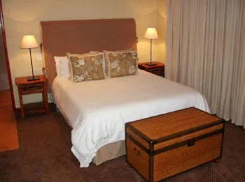 Room gallery image 1.