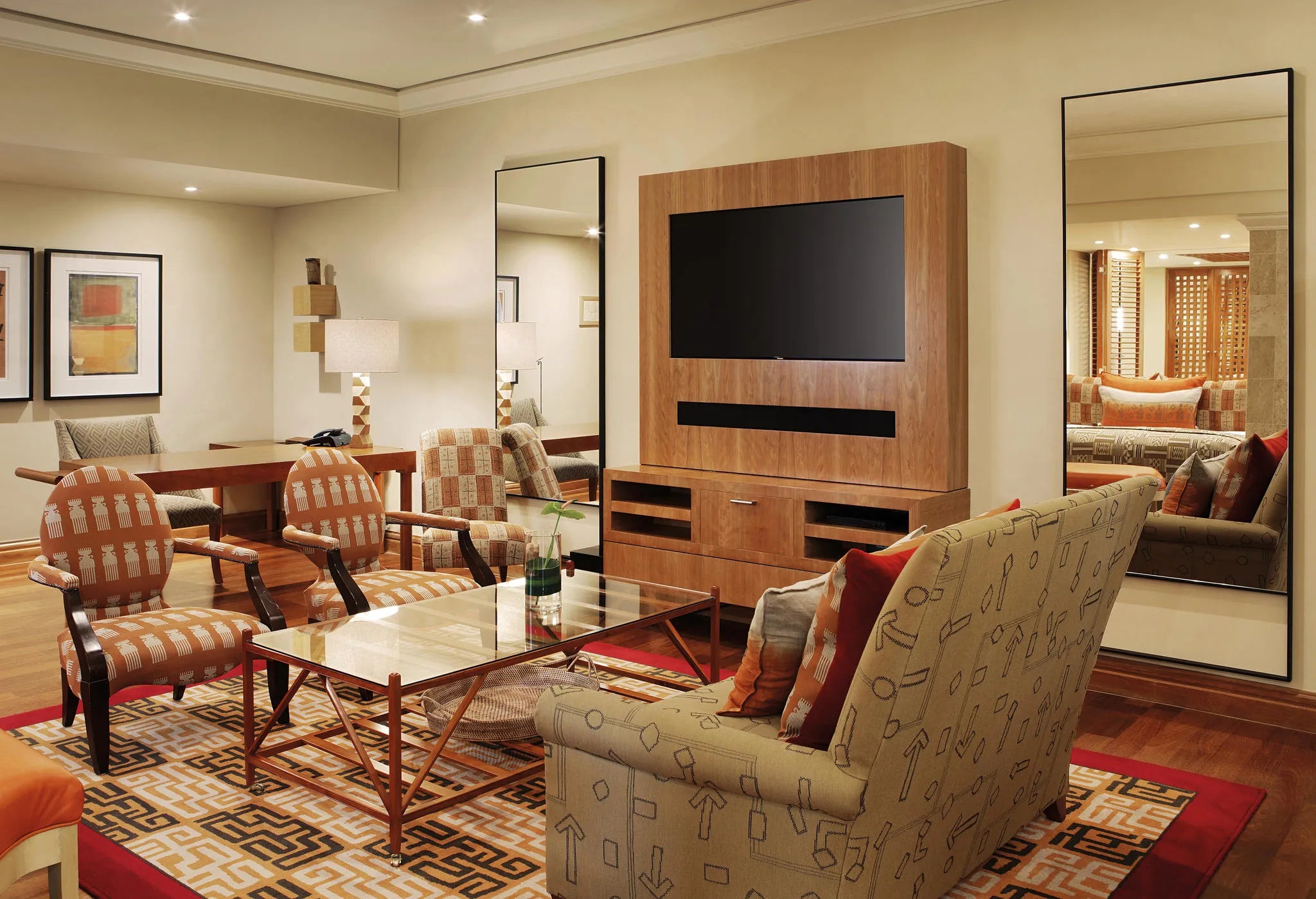 Room gallery image 1.