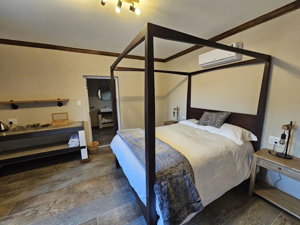 Room gallery image 6.