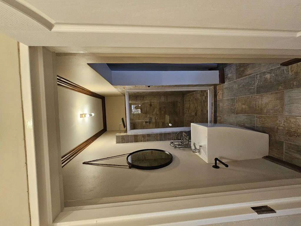 Room gallery image 5.