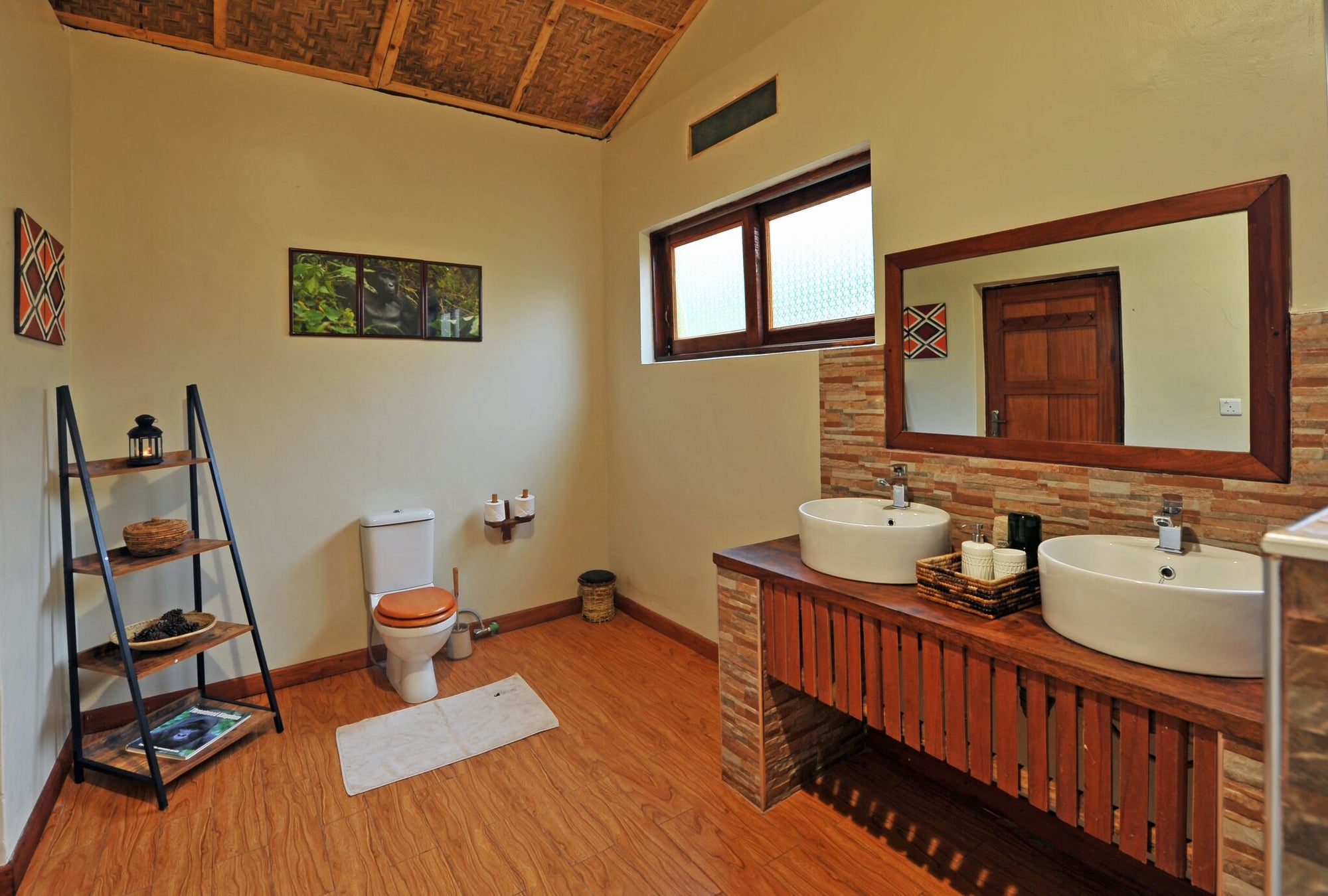 Deluxe Garden Cottages