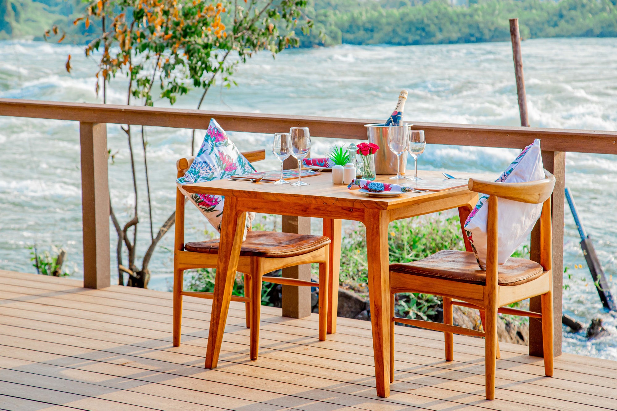 Lemala Wildwaters Lodge Dining