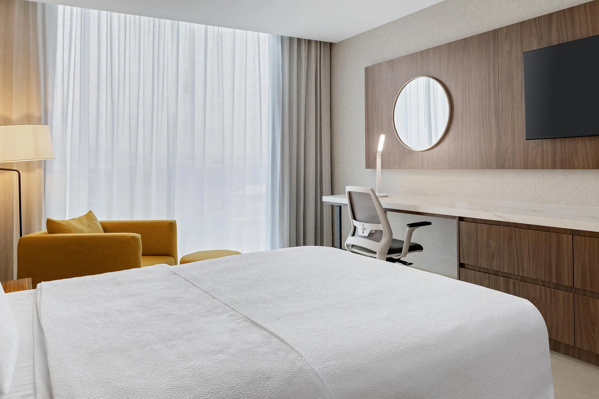 One Queen Bed Room