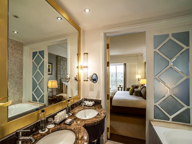 Executive Balcony Room