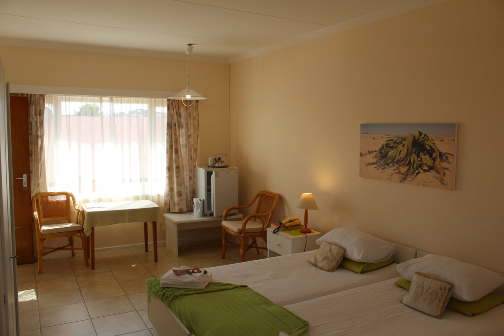 Twin Rooms