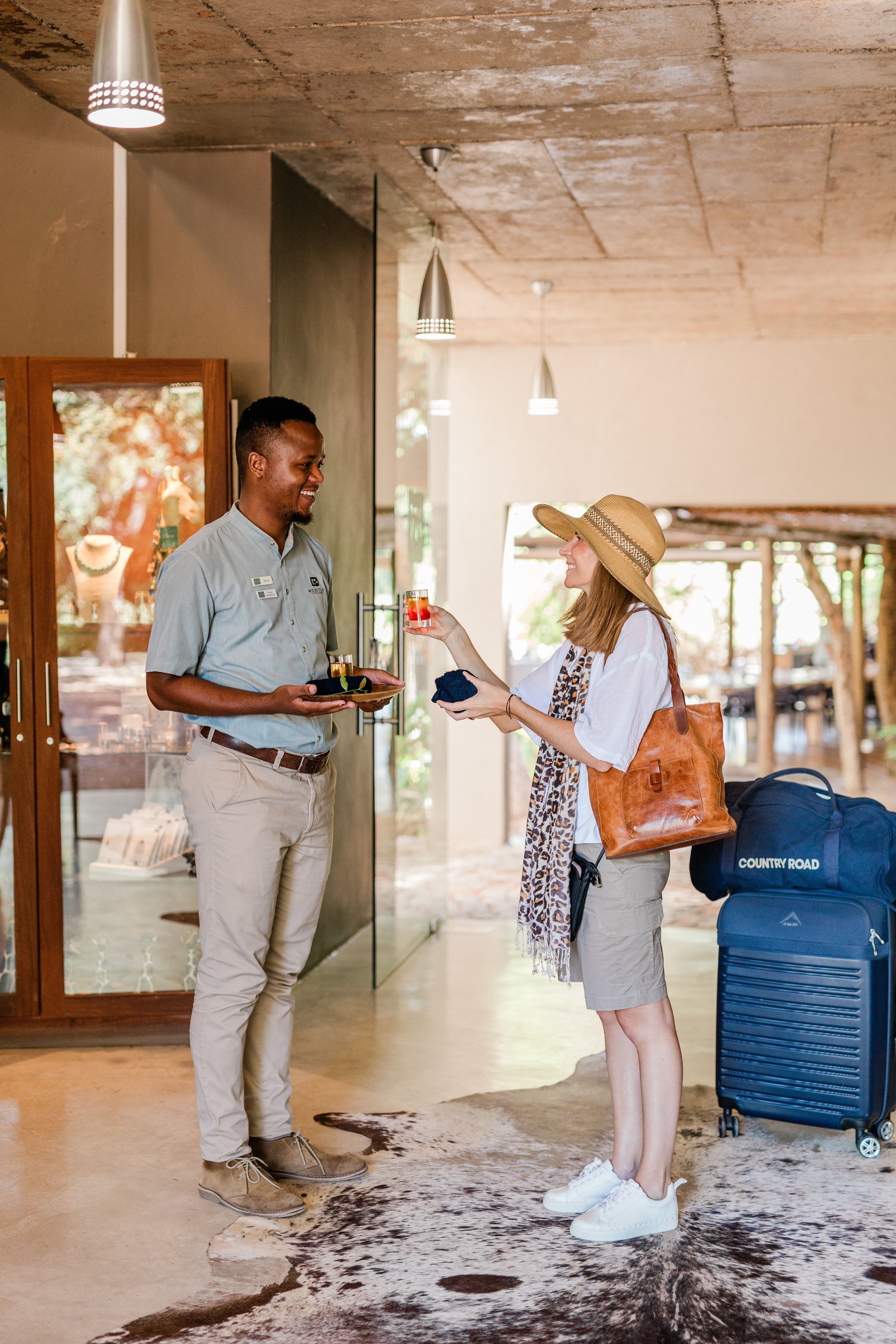 Moditlo River Lodge entrance