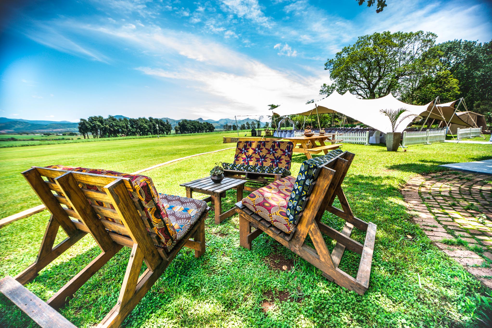 Sundowners seating