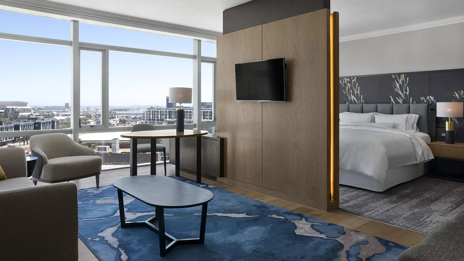Room gallery image 1.