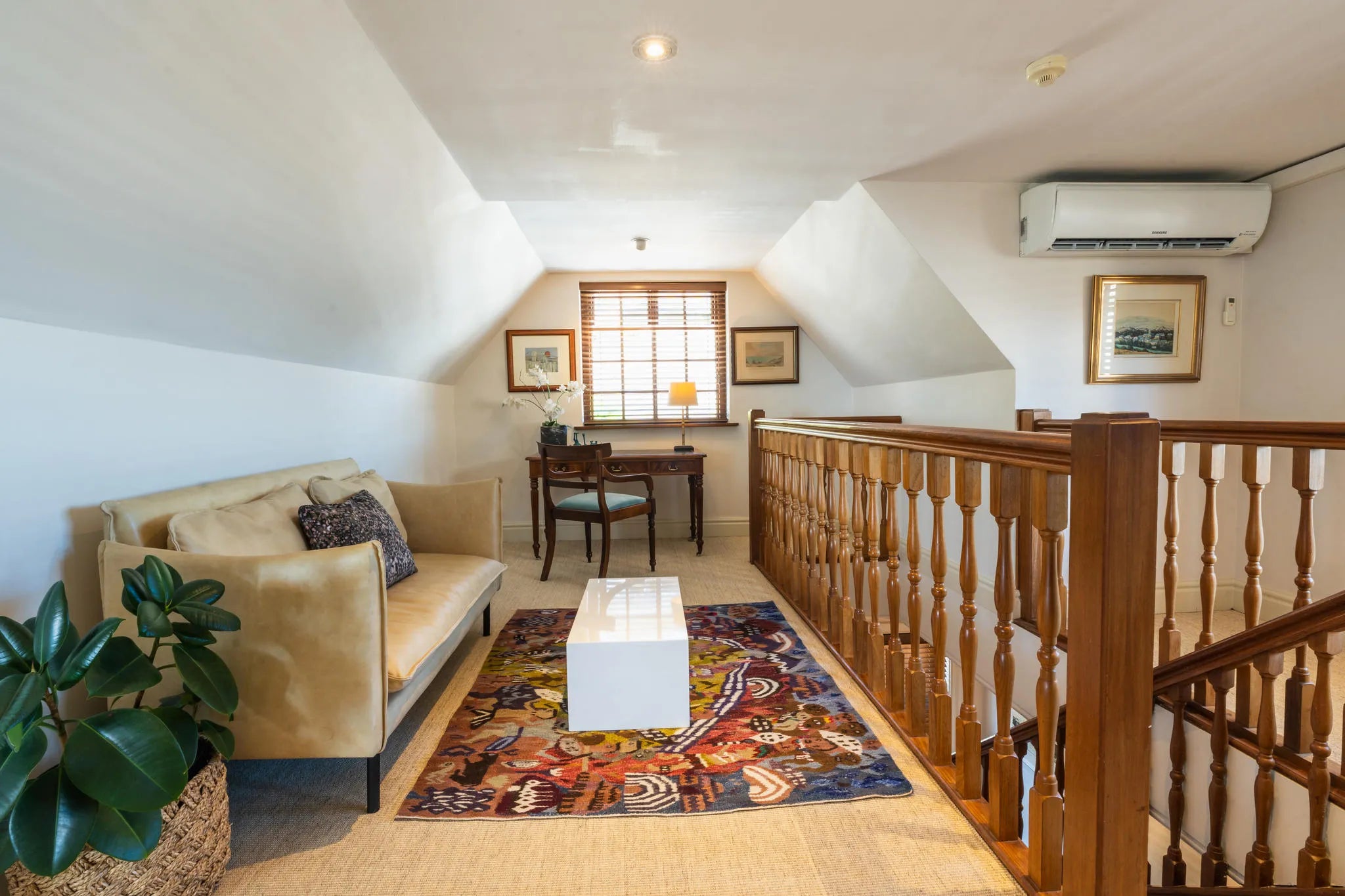 Room gallery image 8.