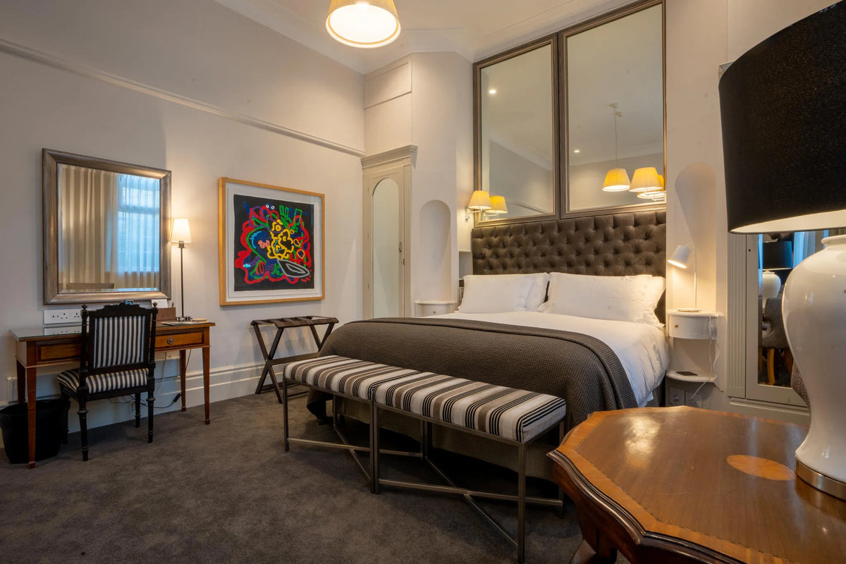 Room gallery image 1.