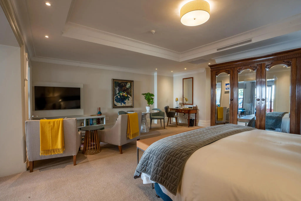 Room gallery image 19.