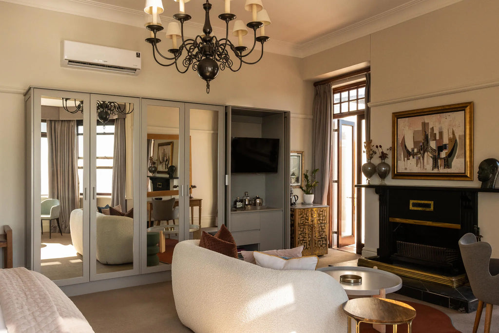 Room gallery image 27.