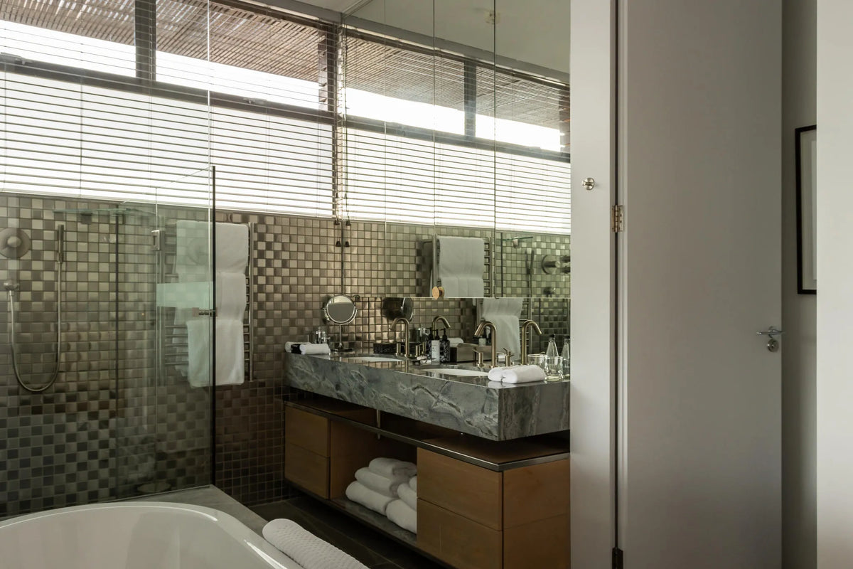 Room gallery image 20.