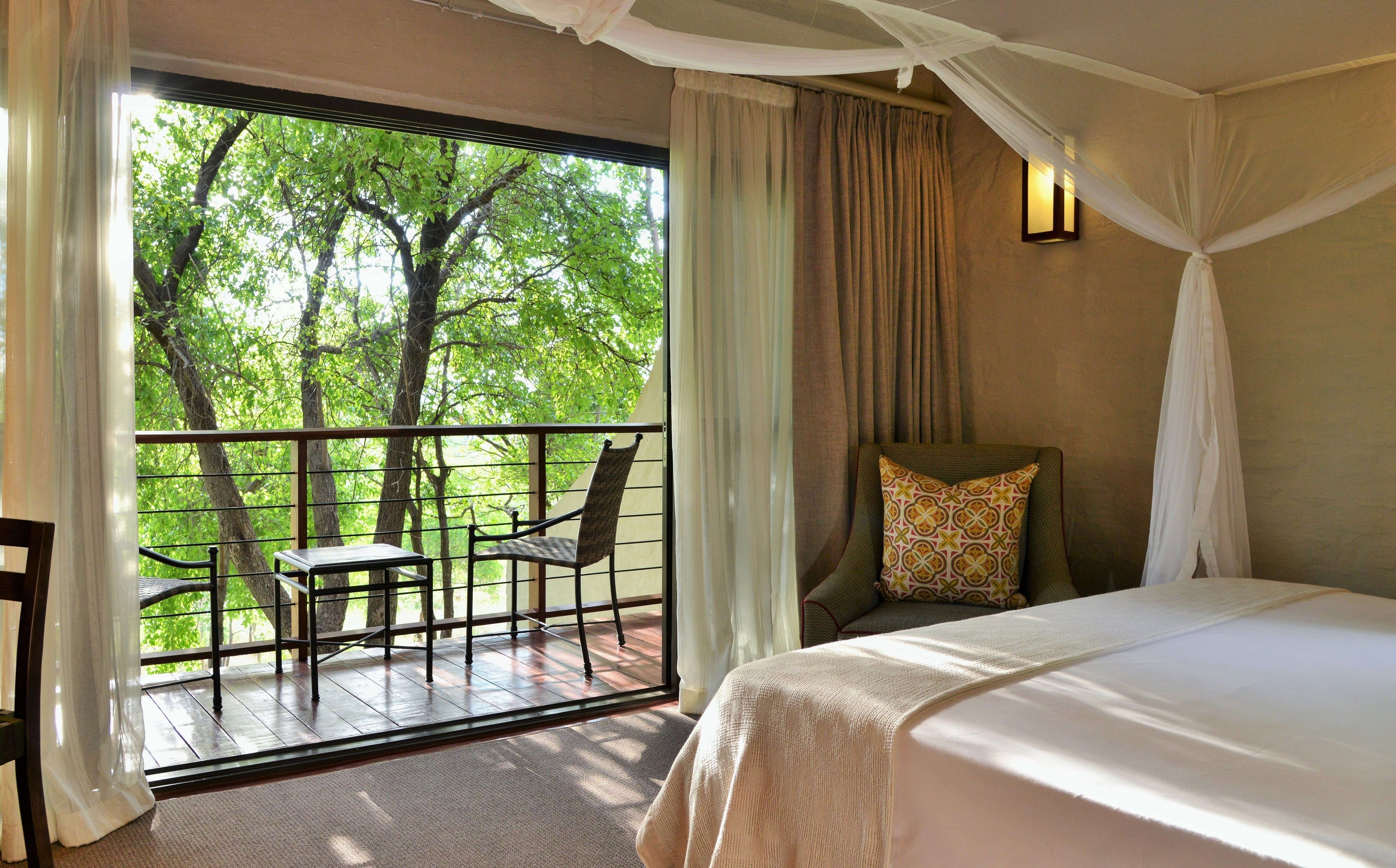 Victoria Falls Safari Suites