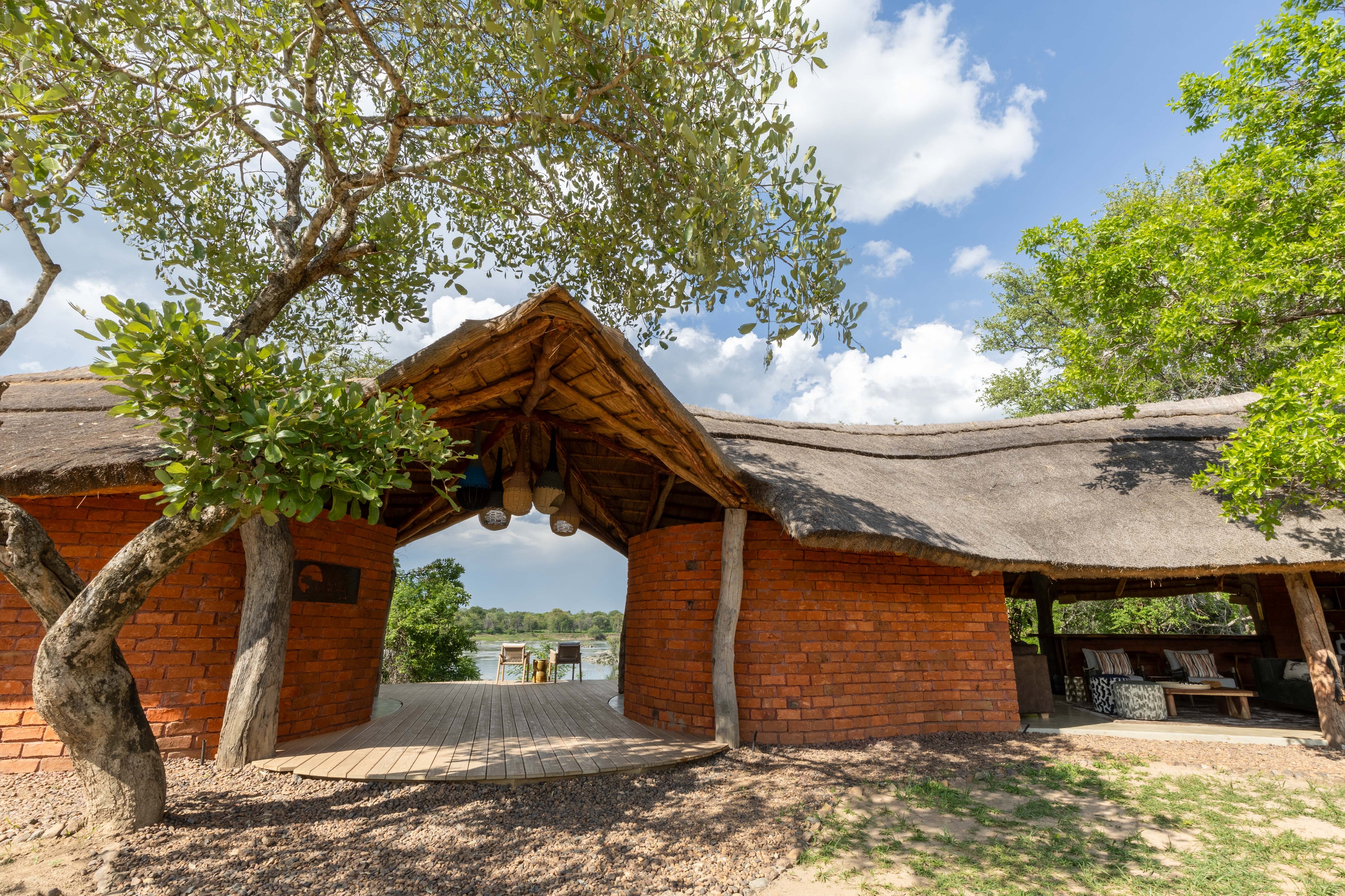 MAWIMBI Bush Camp main lapa
