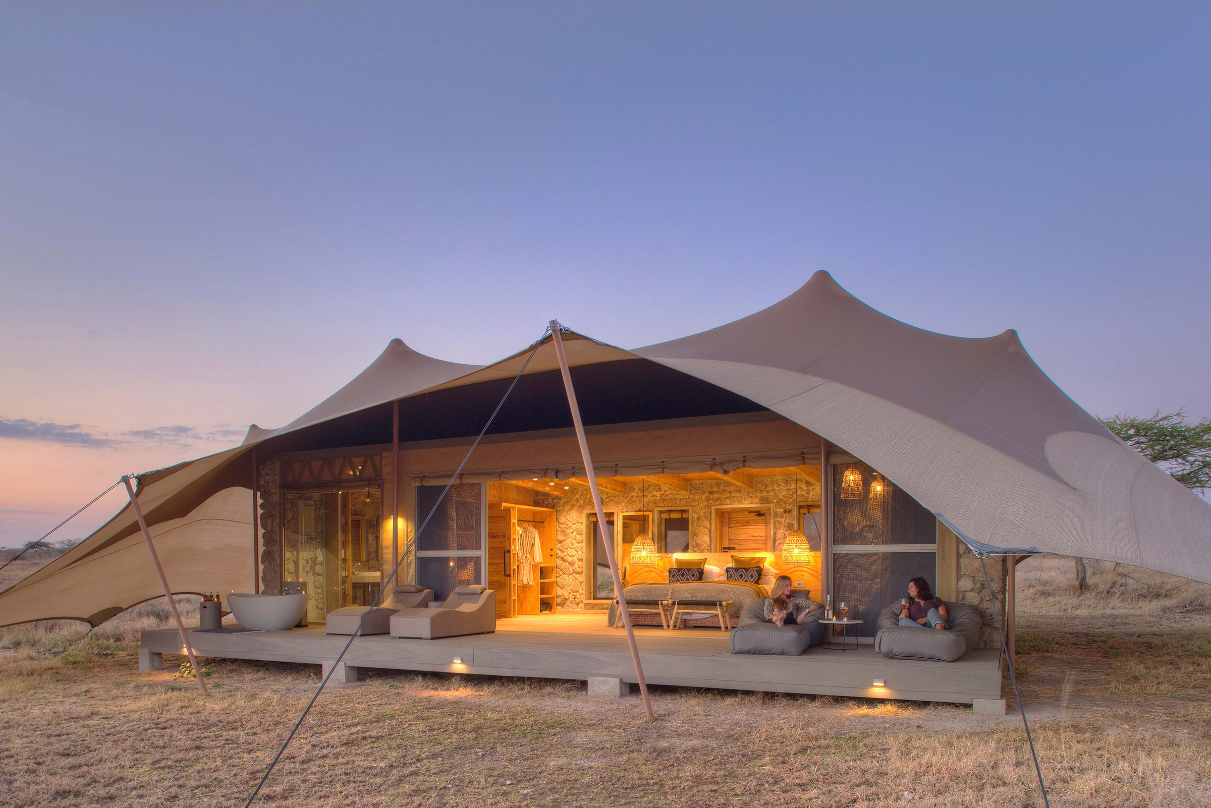 Namiri Plains Camp